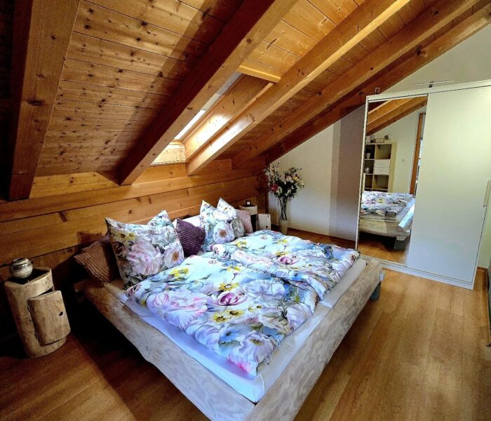 Schlafzimmer - großer Kleiderschrank