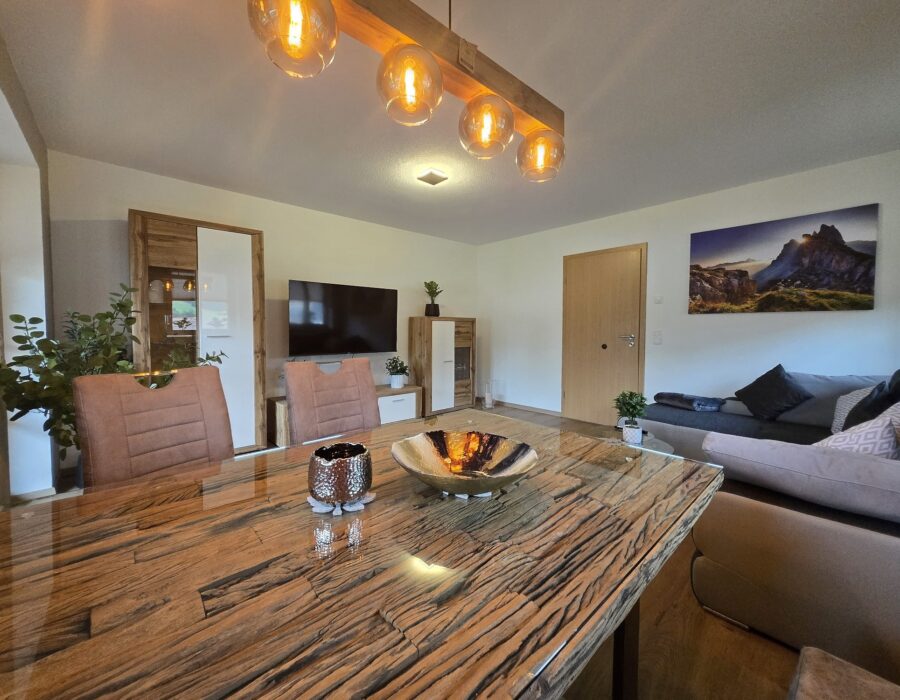 Wohnzimmer - Essbereich Wohnzimmer - Essbereich