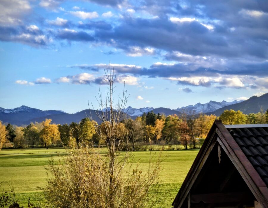 Großer Balkon - Blick ins Karwendel Großer Balkon - Blick ins Karwendel